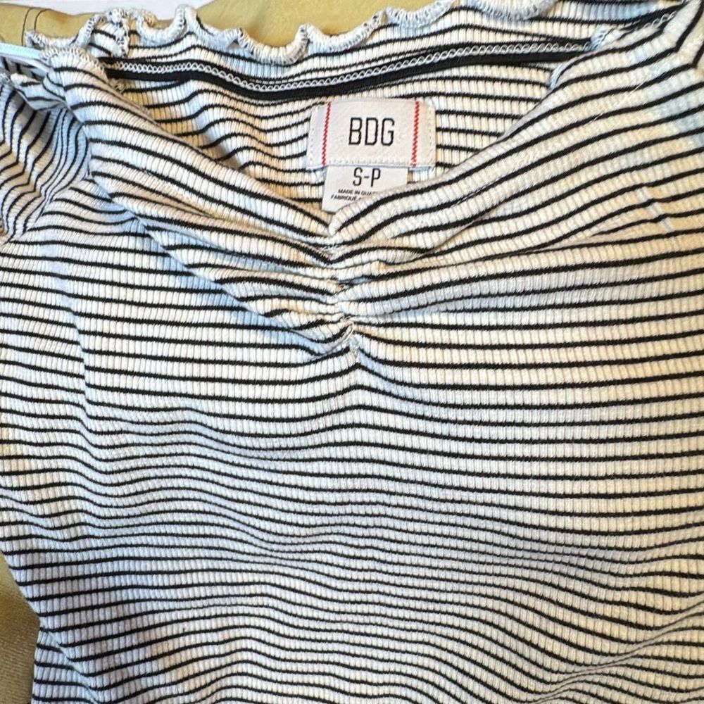 Urban outfitters BGD Michelle striped off the shoulder top size small - Picture 7 of 8